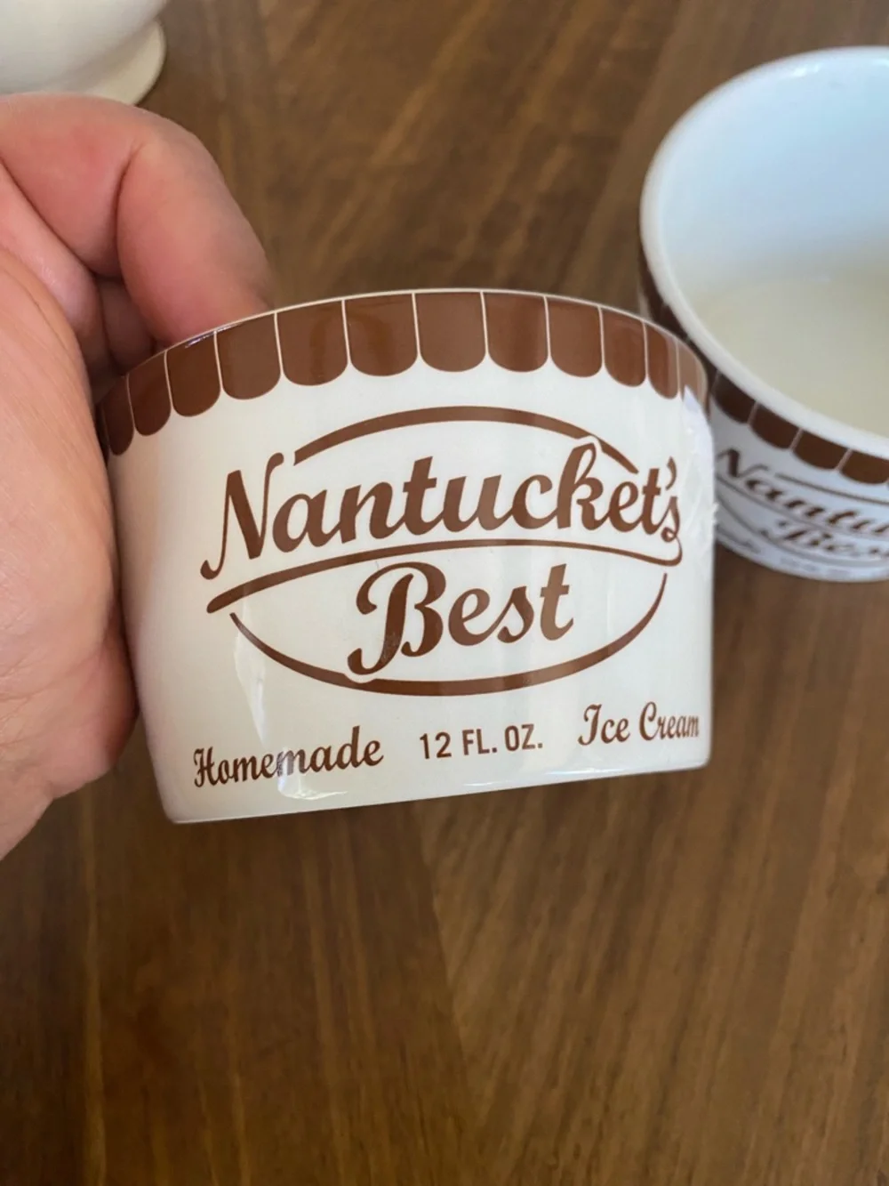 Sur la table Nantucket's Best Cream Ceramic Dessert Cups - Set of 2